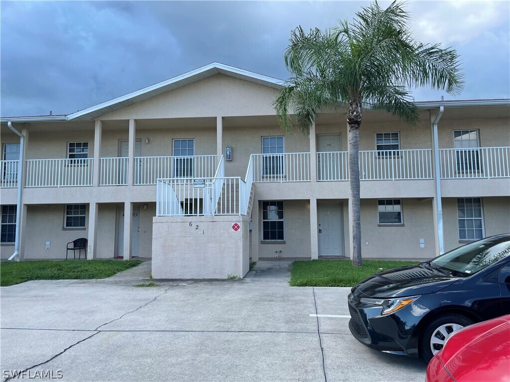 621 SW 47th Terrace, Cape Coral, FL 33914 Condo for Rent in Cape