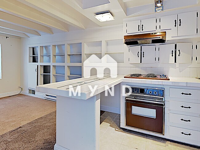 Building Photo - 16770 Mount Rose Hwy Apt B