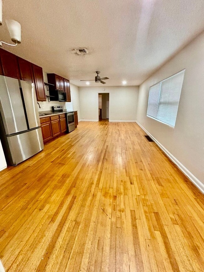 Foto del edificio - 2394 Orange Center Blvd