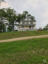 Building Photo - 10326 Brattlie Rd