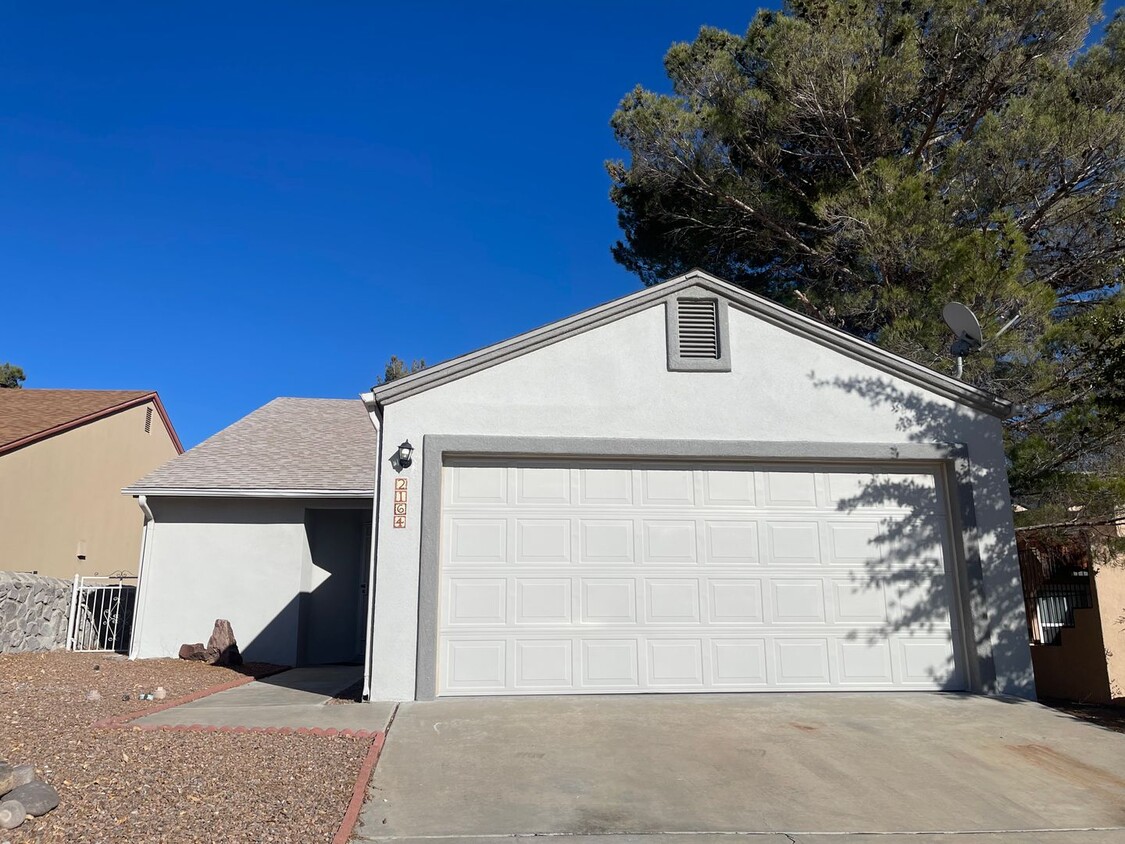 2164 Dorado Dr, Las Cruces, NM 88011 House Rental in Las Cruces, NM