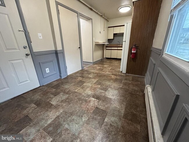 Foto del edificio - 228 N 2nd St