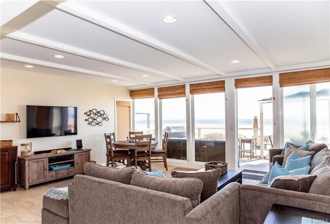 Foto del edificio - 35 Surfside Ave.