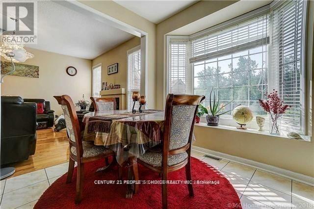 Building Photo - 28 Meandering Trail