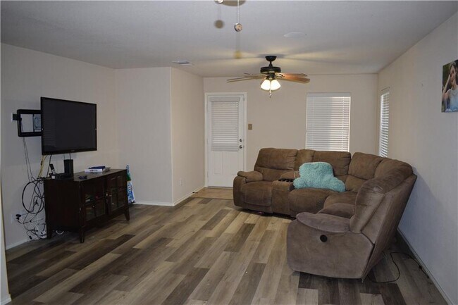 Foto del edificio - 320 Altamont St