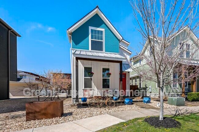 Foto del edificio - 636 SW B St