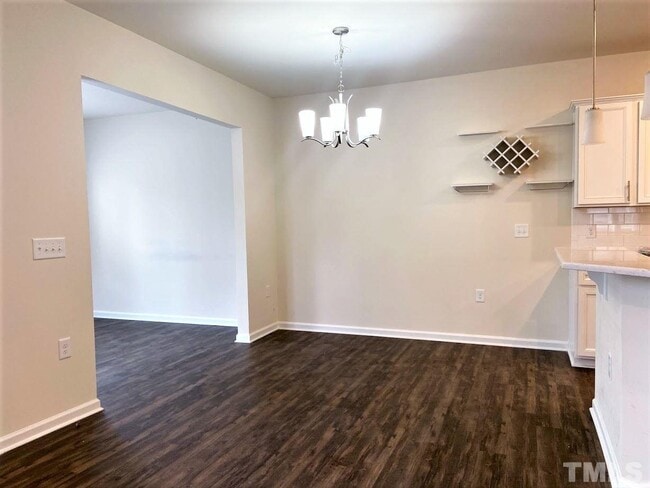 Foto del edificio - 3 Bedroom 2 Garage & Sunroom End Unit