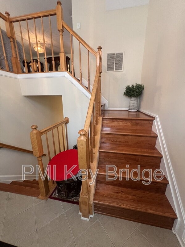Foto del edificio - 7427 Salford Ct