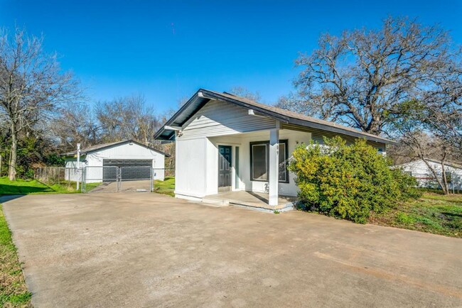 Foto del edificio - 309 N Dubellette St