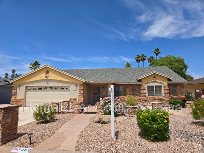 Building Photo - 7002 E Exmoor Dr