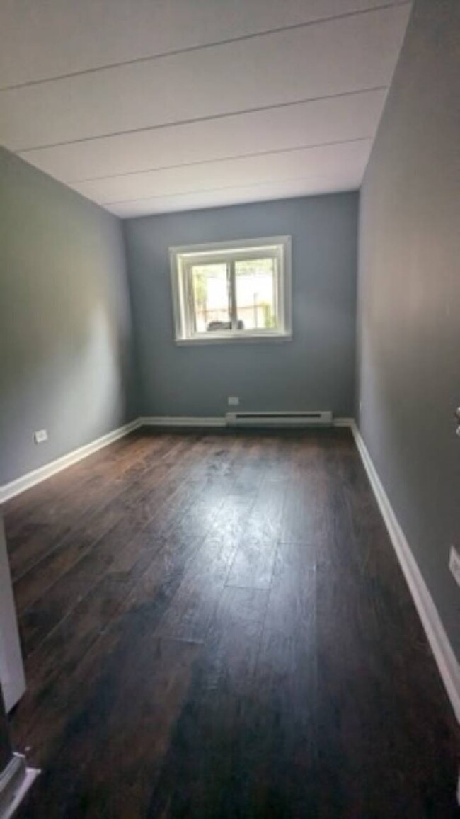 Building Photo - 6418 S Saint Lawrence Ave