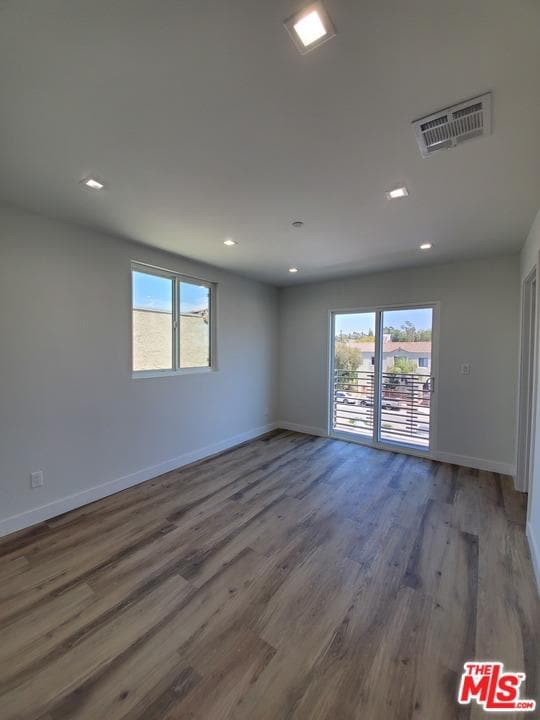 Building Photo - 2337 1/2 S Crenshaw Blvd