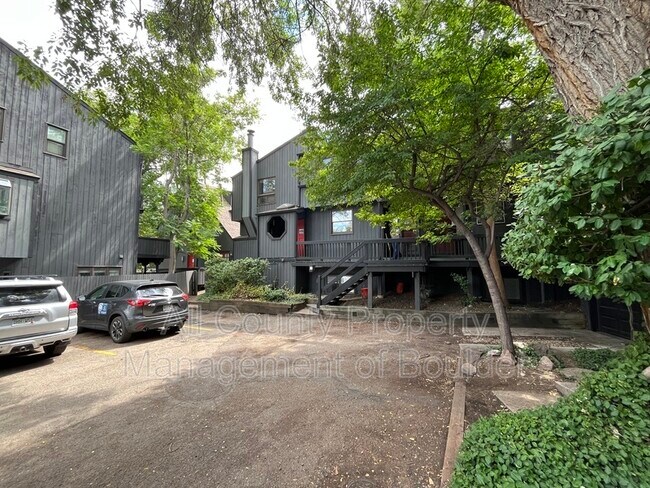 Foto del edificio - 2155 S Walnut St