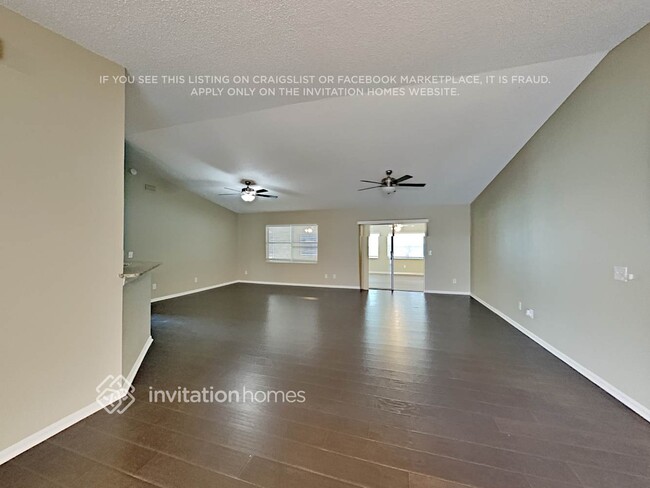 Foto del edificio - 28614 Twinbrook Ln