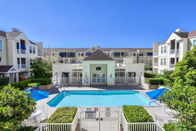 Building Photo - Serene & Pristine: 3 Bedroom, 3 Bath Bi-Level Condominium available in Central San Jose Location