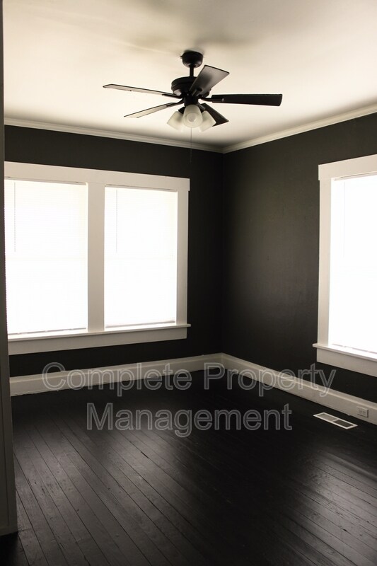 Foto del edificio - 921 4th Ave W
