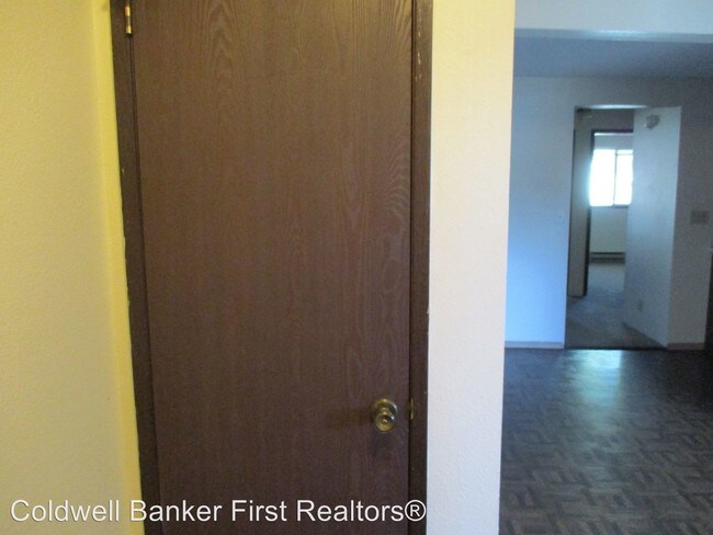 Foto del edificio - 1027-1027 SW Puff Ln