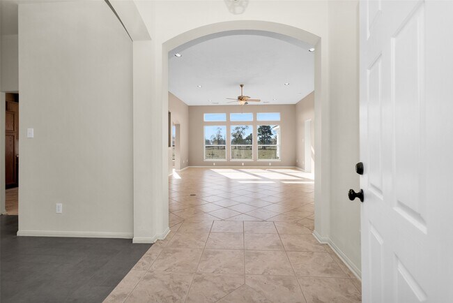 Building Photo - 5201 Penny Rd