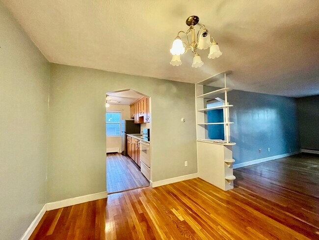 Foto del edificio - 39 Montvale Ave