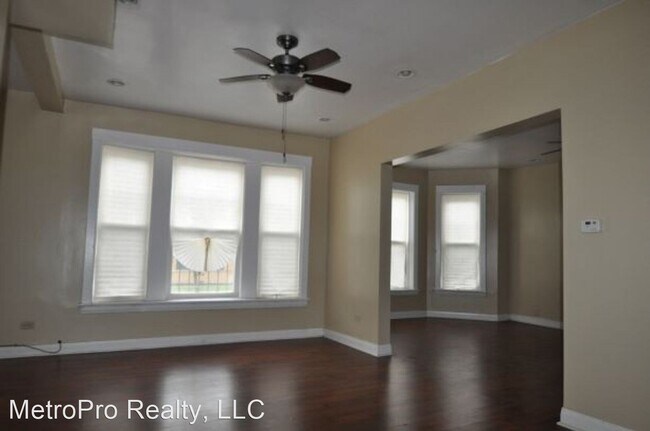 Building Photo - 3 br, 2 bath House - 2902 E 77th St.