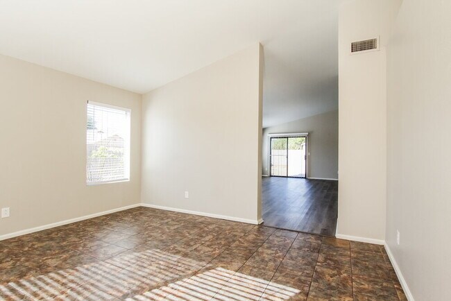 Building Photo - 3154 W Via Montoya Dr