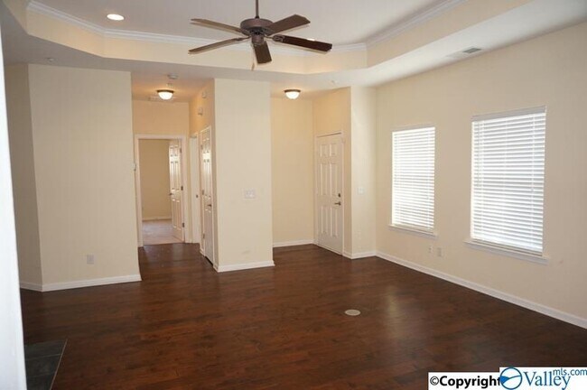 Building Photo - 83 Valley Way Cir SE