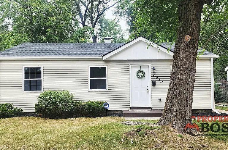 Primary Photo - 5232 E 13th Ave