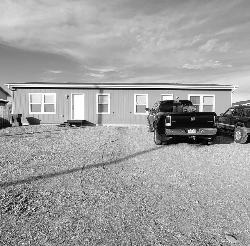 Primary Photo - 2415 Chico St