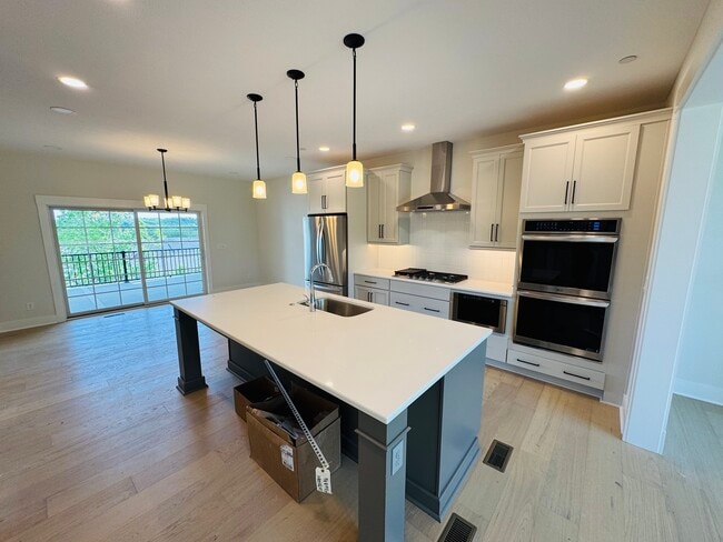 Building Photo - 3026 Greeneview Ln