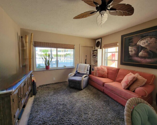 Building Photo - 3600 N Ocean Dr