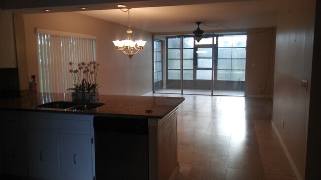 Foto del edificio - 12200 Vonn Rd