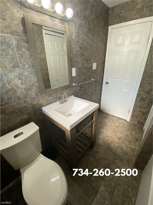 Foto del edificio - 3 br, 1 bath House - 5857 Deering St.