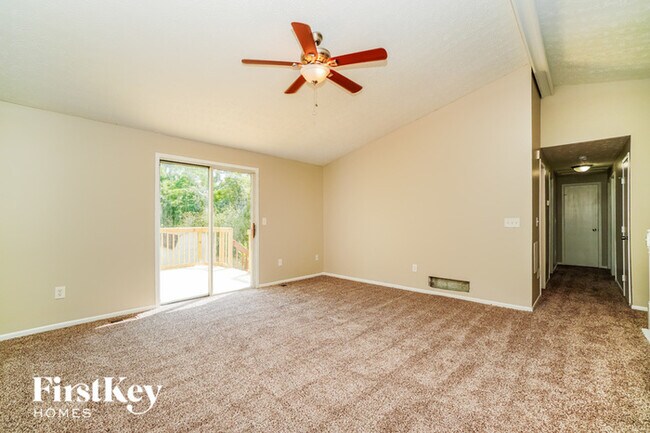 Building Photo - 4925 River Trail Ct