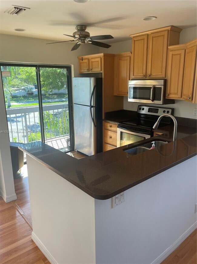 Building Photo - 55 Tropic Isle Dr