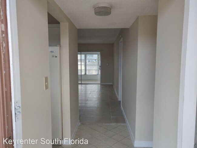 Foto del edificio - 1 br, 1 bath House - 6021 NW 61st Ave #308