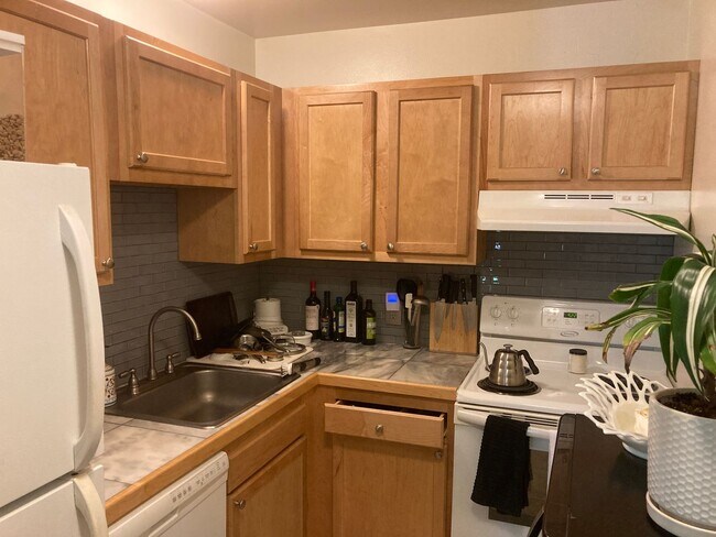 Foto del edificio - 3597 Nottingham Ct