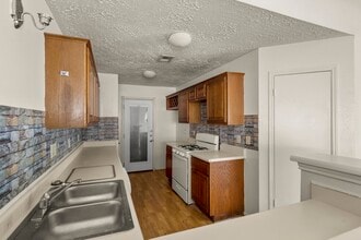 Building Photo - 12007 Mountain Ridge Rd