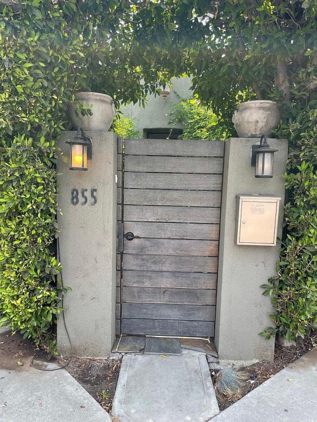 Foto del edificio - 3 bedroom in West Hollywood CA 90069