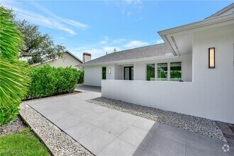 Building Photo - 2517 Kings Lake Blvd