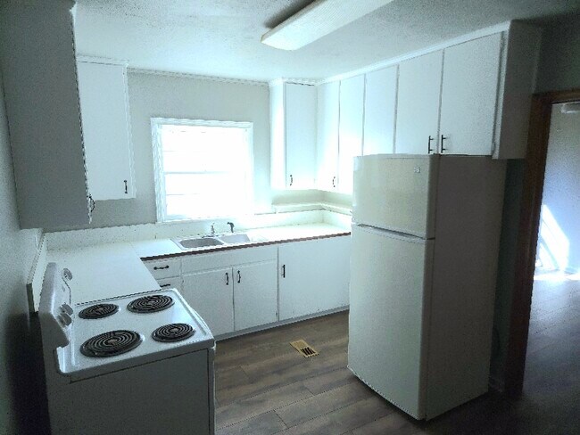 Foto del edificio - 1305 Edna Pl