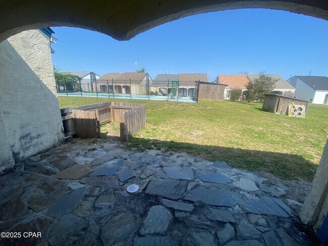 Foto del edificio - 527 S Hwy 22 A