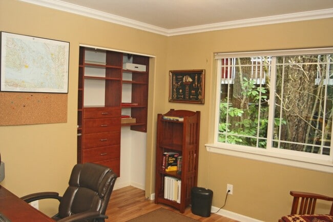 Building Photo - 14 Little Palomino Ct