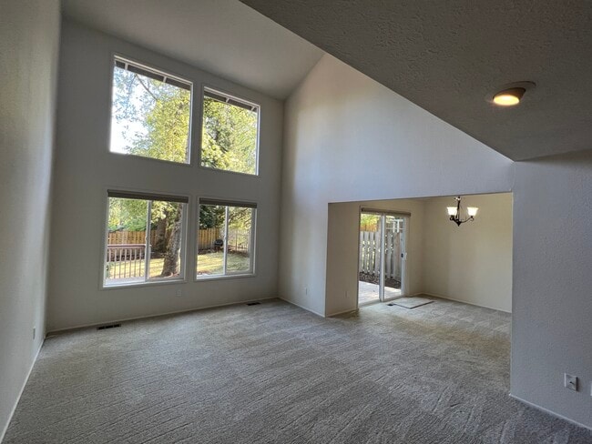 Building Photo - 2778 Robinwood Way