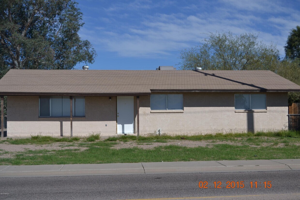 Primary Photo - 700 W Southern Ave