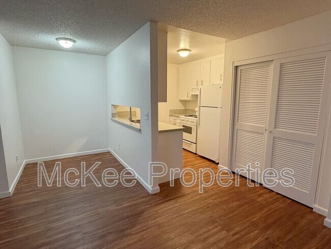 Foto del edificio - 3028 Juniper St