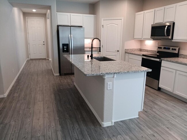 Building Photo - 1160 Vallecito Loop NW