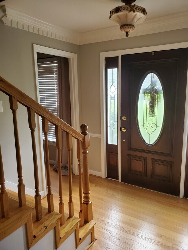 Foto del edificio - 11480 Mountain Laurel Dr