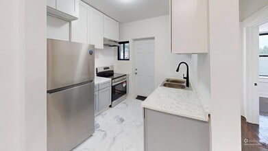 Building Photo - 2401 E 75th St