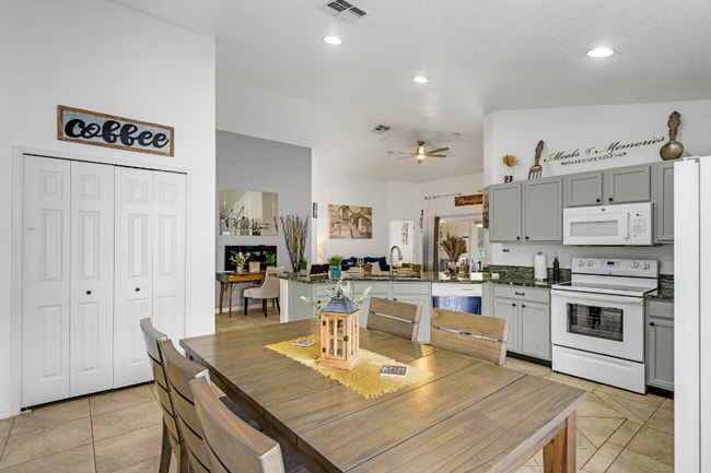 Foto del edificio - 2636 Willow Glen Cir