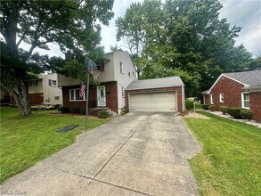 Building Photo - 2992 Eldora Dr